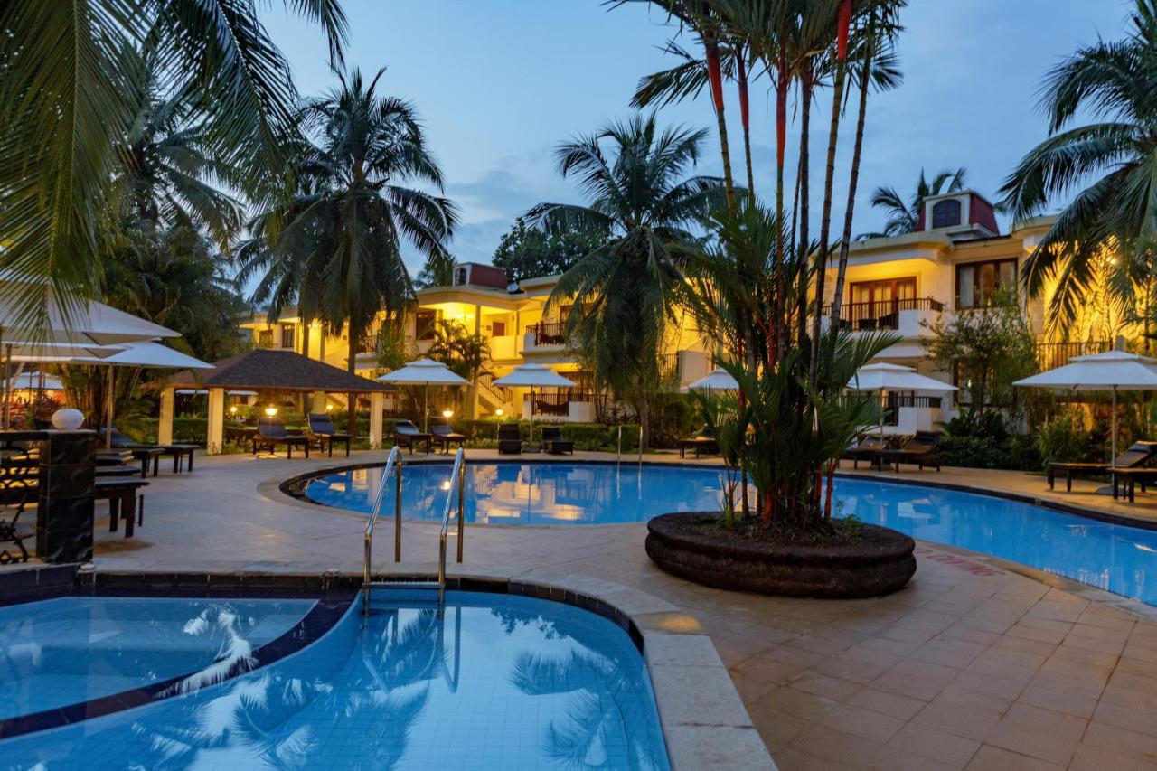Sonesta Inns Beach Resort - Candolim Beach Exterior foto