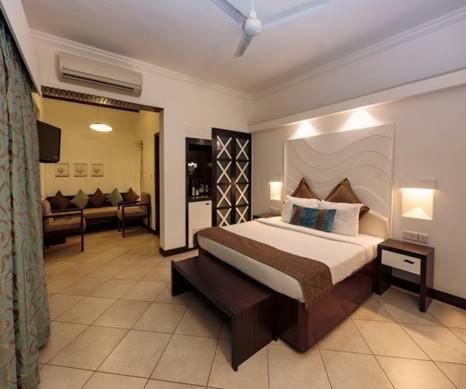 Sonesta Inns Beach Resort - Candolim Beach Exterior foto